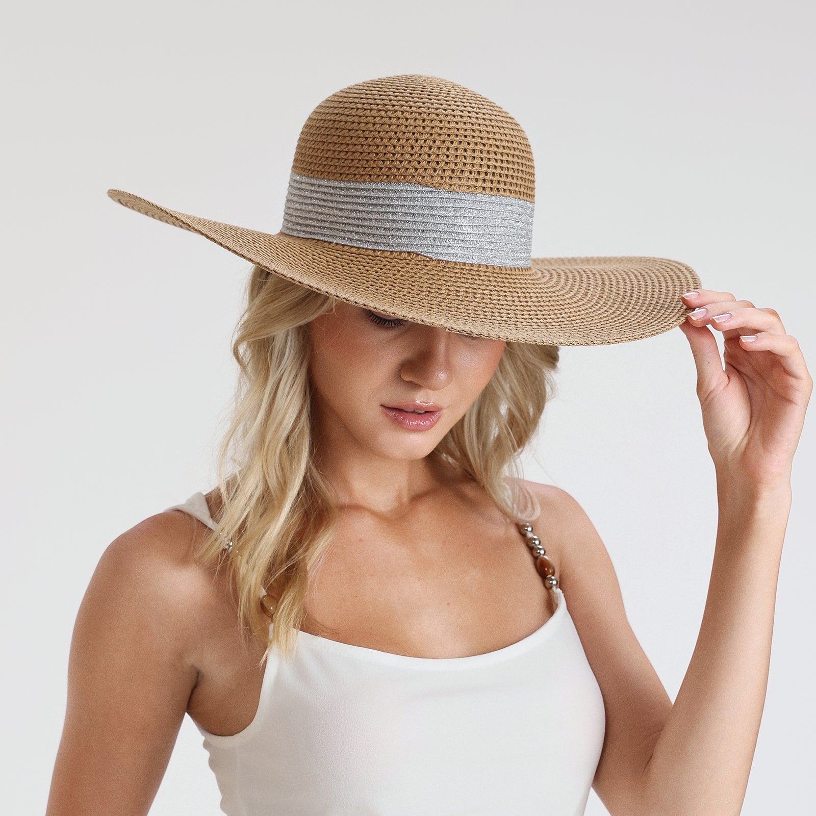 US Stock Wholesale Women's Paper Straw Sun Hat with  Flat Brim and UPF 50+ Sun Protection
