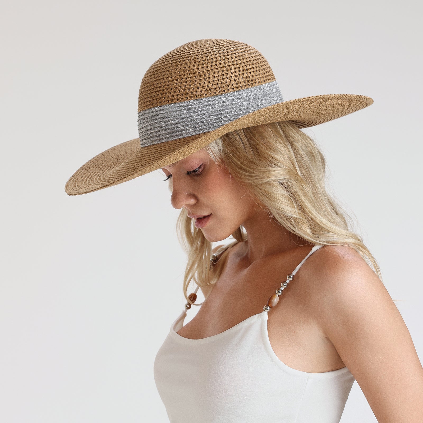 US Stock Wholesale Women's Paper Straw Sun Hat with  Flat Brim and UPF 50+ Sun Protection