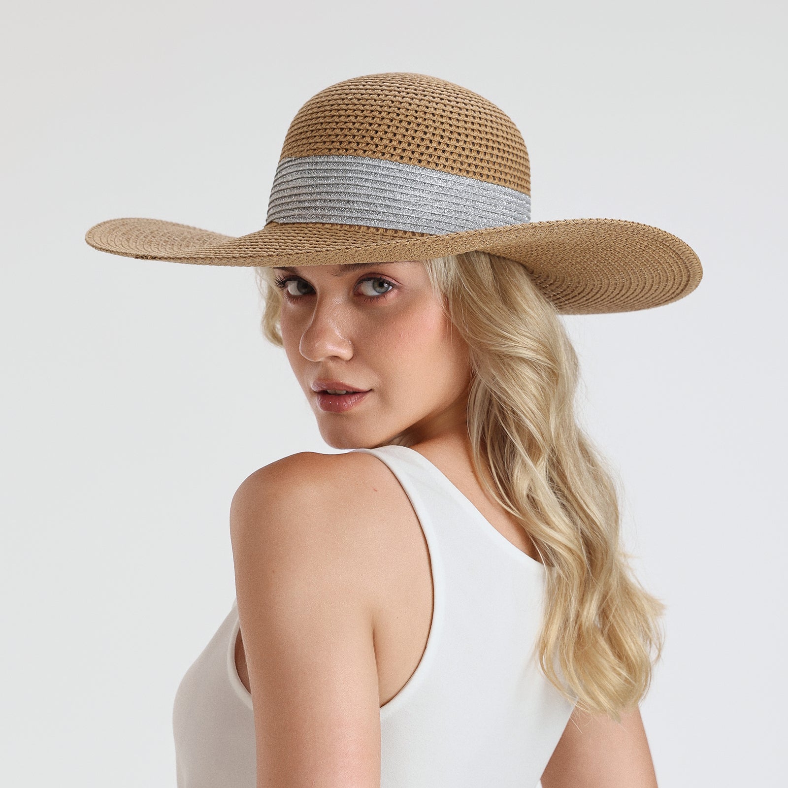 US Stock Wholesale Women's Paper Straw Sun Hat with  Flat Brim and UPF 50+ Sun Protection