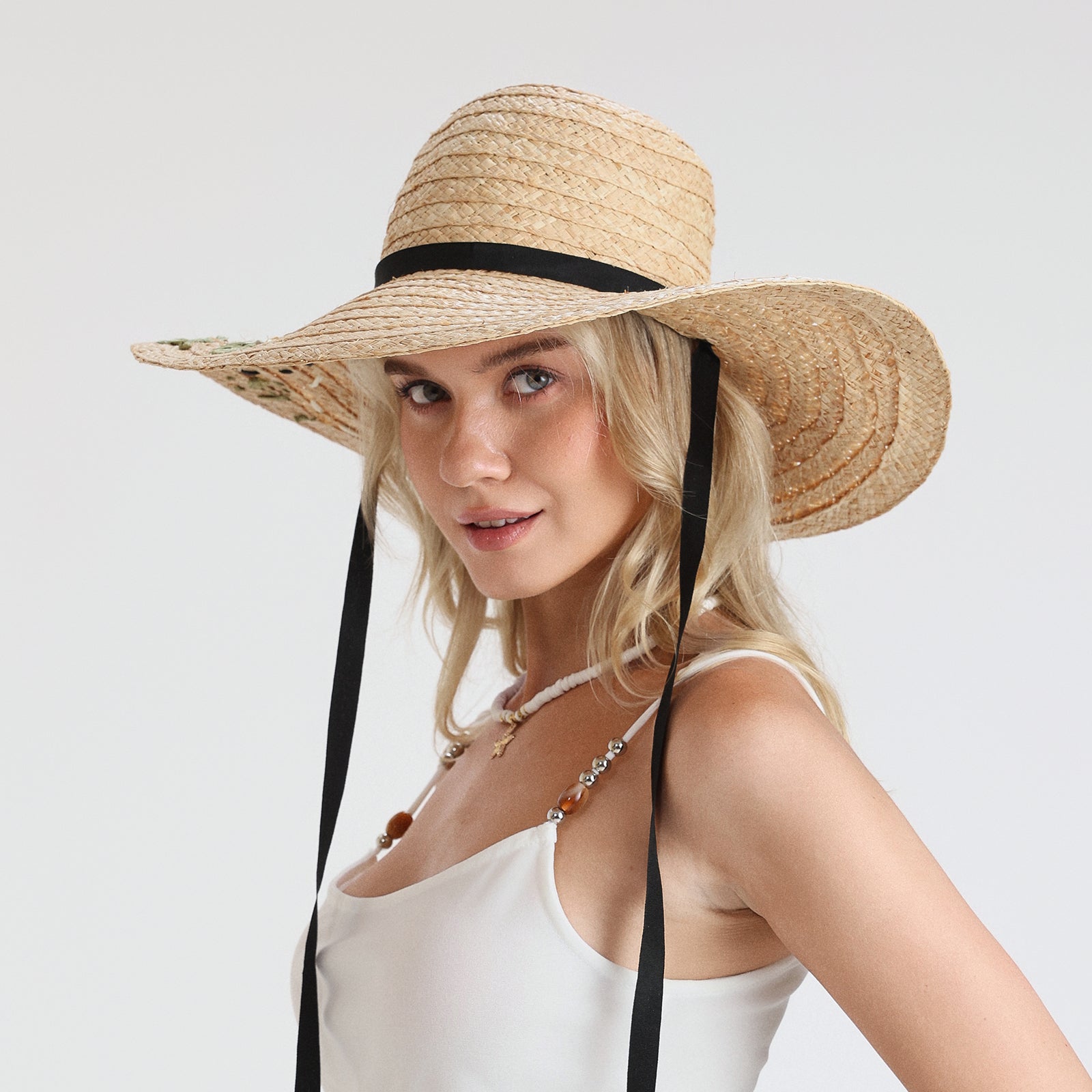 Wholesale Women's Raffia Sun Hat with Wide Brim and UPF 50+ Sun Protection