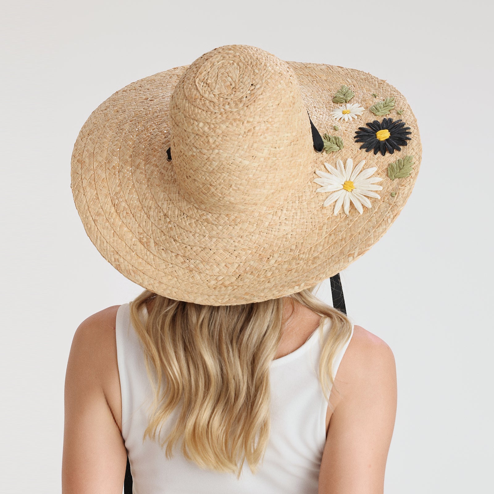 Wholesale Women's Raffia Sun Hat with Wide Brim and UPF 50+ Sun Protection