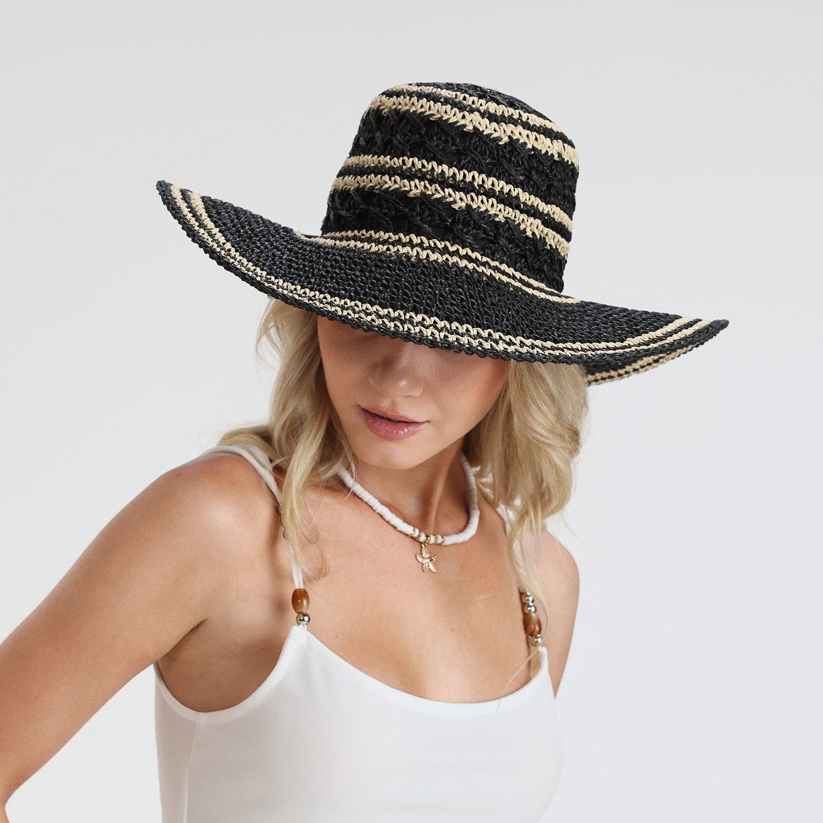 US Stock Wholesale Women's Paper Straw Sun Hat with Wide Brim and UPF 50+ Sun Protection