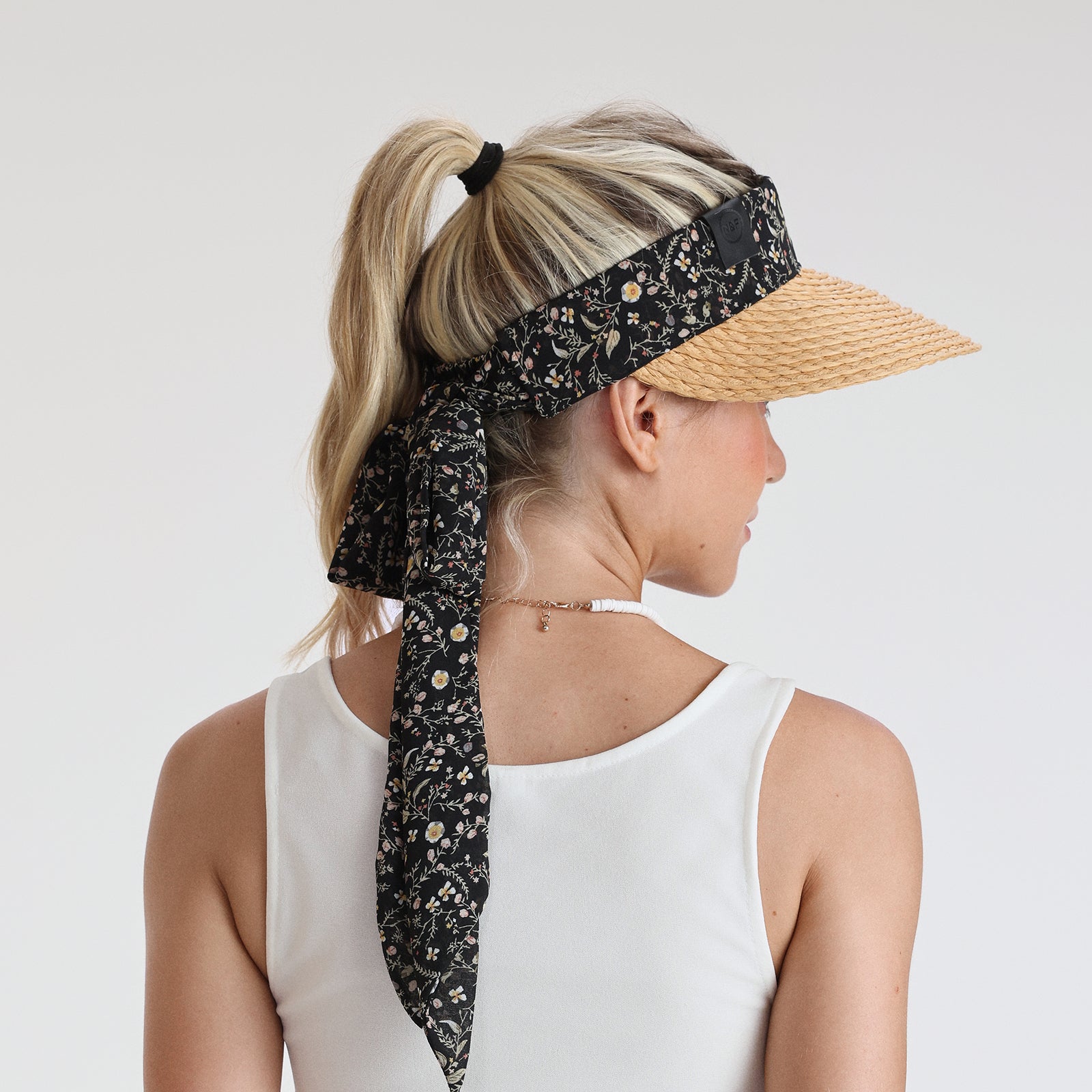 Wholesale Women's Paper Straw Sun Hat with Wide Brim and UPF 50+ Sun Protection