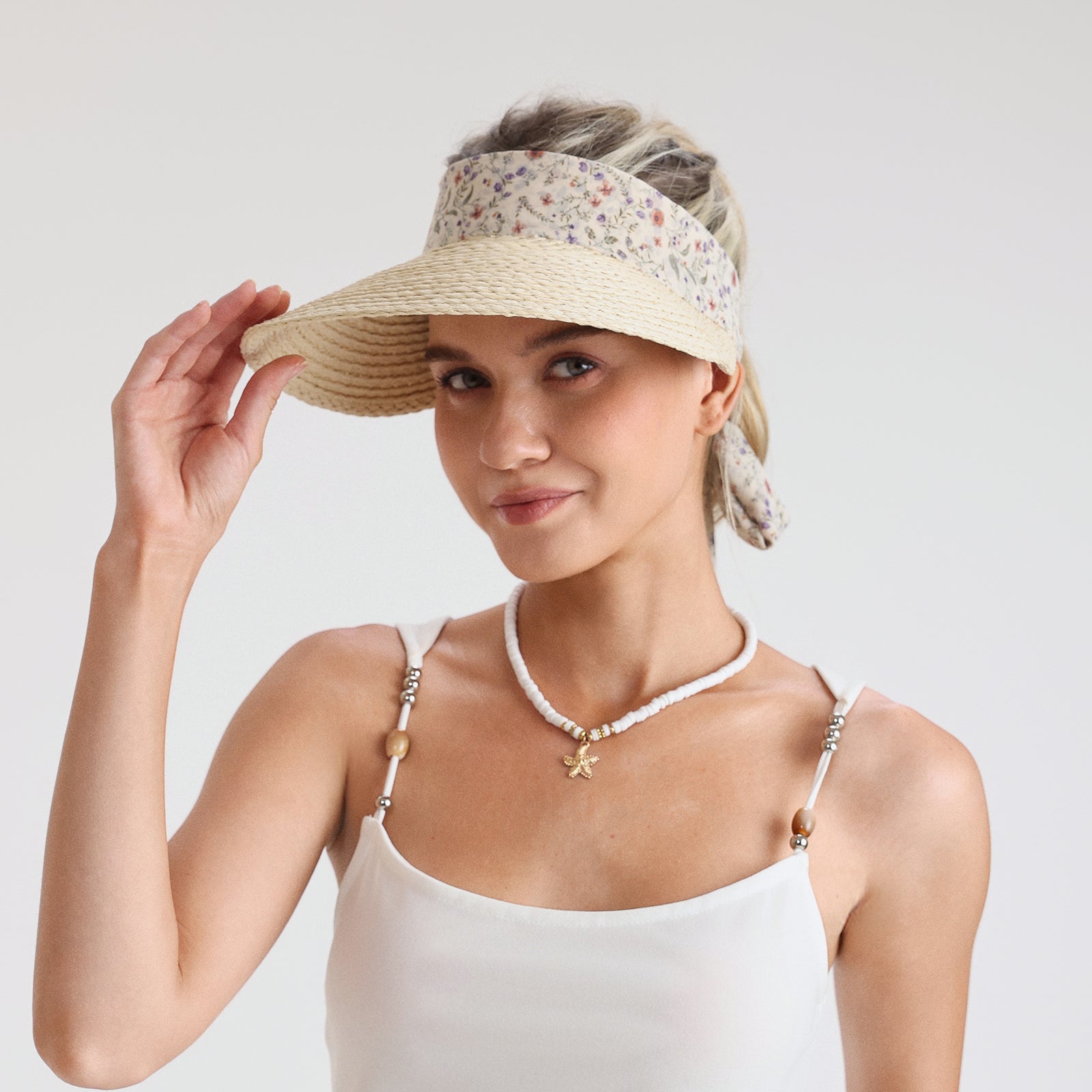 Wholesale Women's Paper Straw Sun Hat with Wide Brim and UPF 50+ Sun Protection