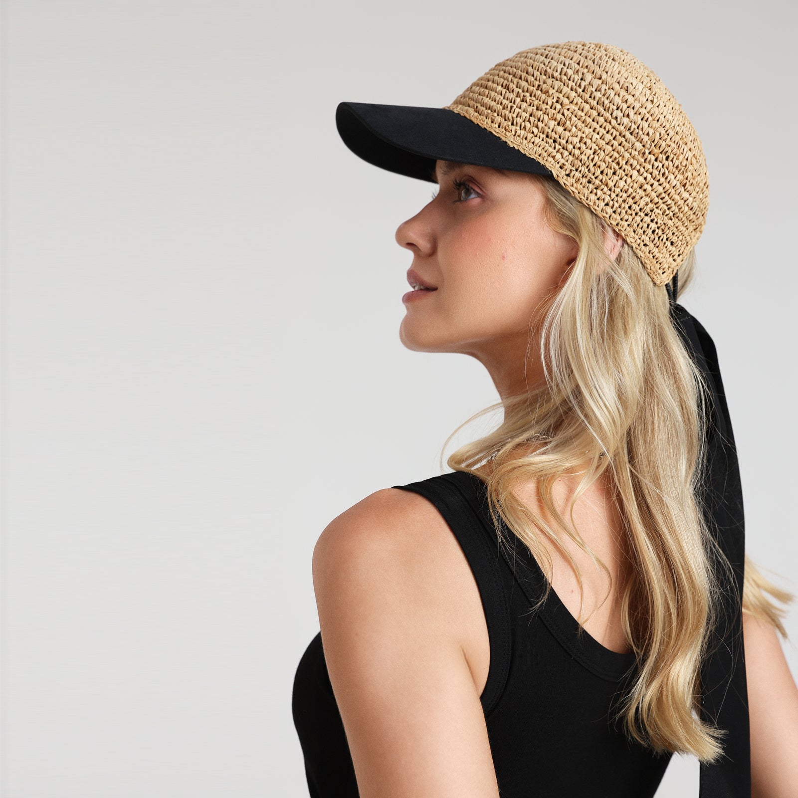 Wholesale Women's Paper Straw Sun Hat with  Curved Brim and UPF 50+ Sun Protection