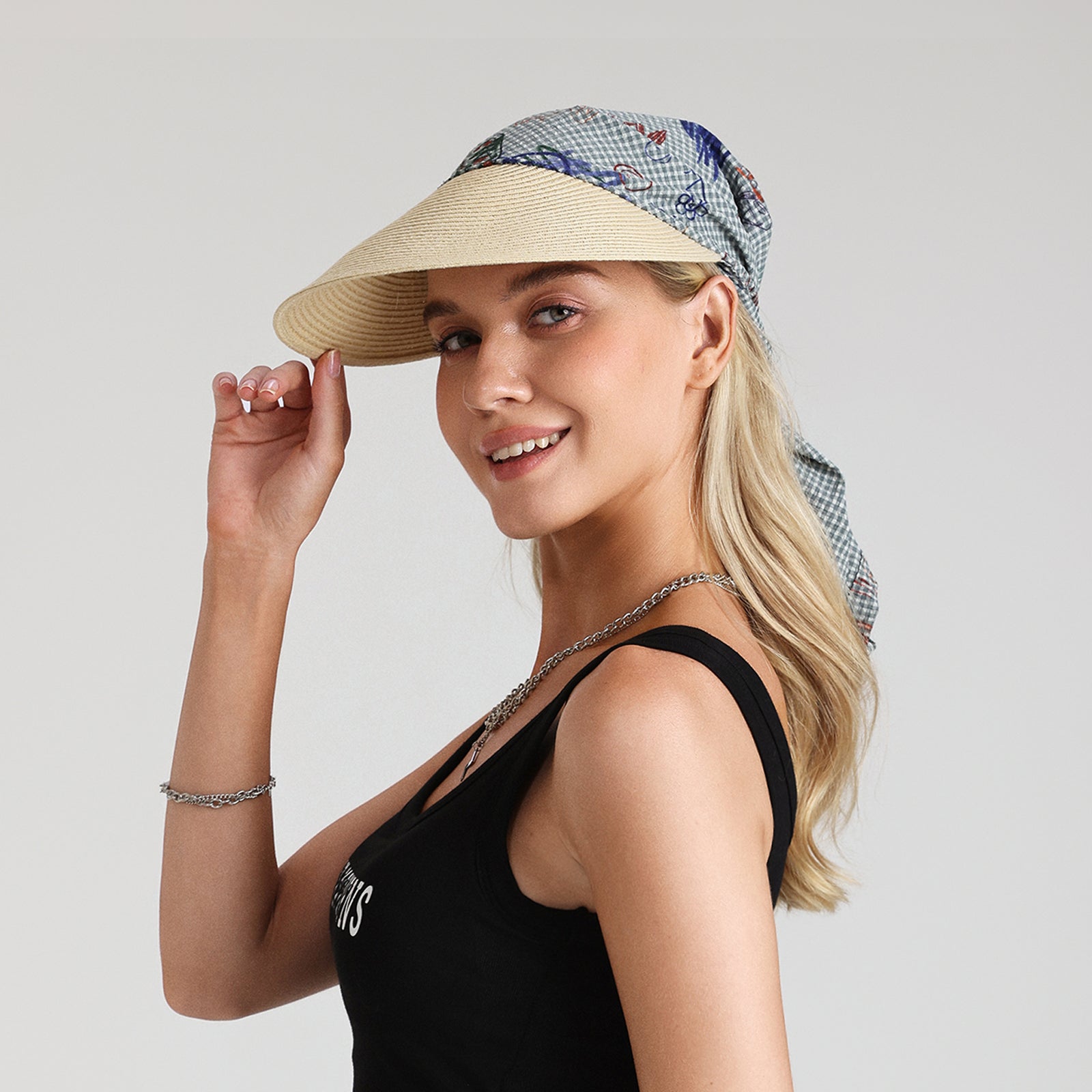 Wholesale Women's Paper Straw Sun Hat with  Curved Brim and UPF 50+ Sun Protection