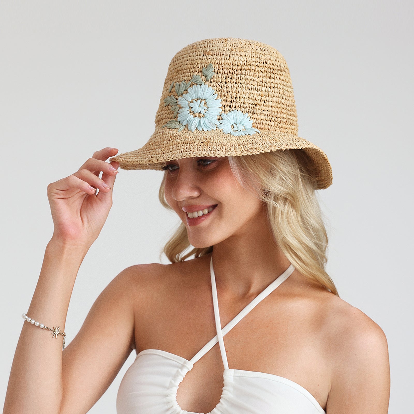 US Stock Wholesale Women‘s Raffia Bucket Hat with Wide Brim and UPF 50+ Sun Protection