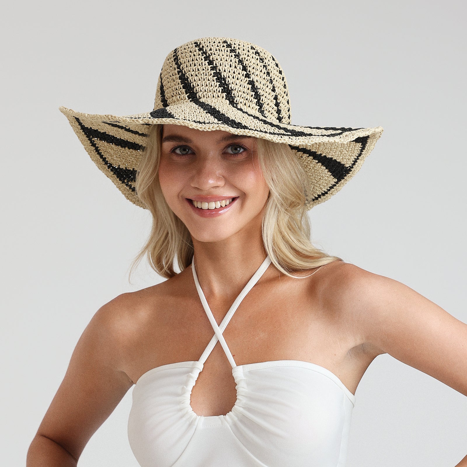 Wholesale Women's Paper Straw Sun Hat with Wide Brim and UPF 50+ Sun Protection