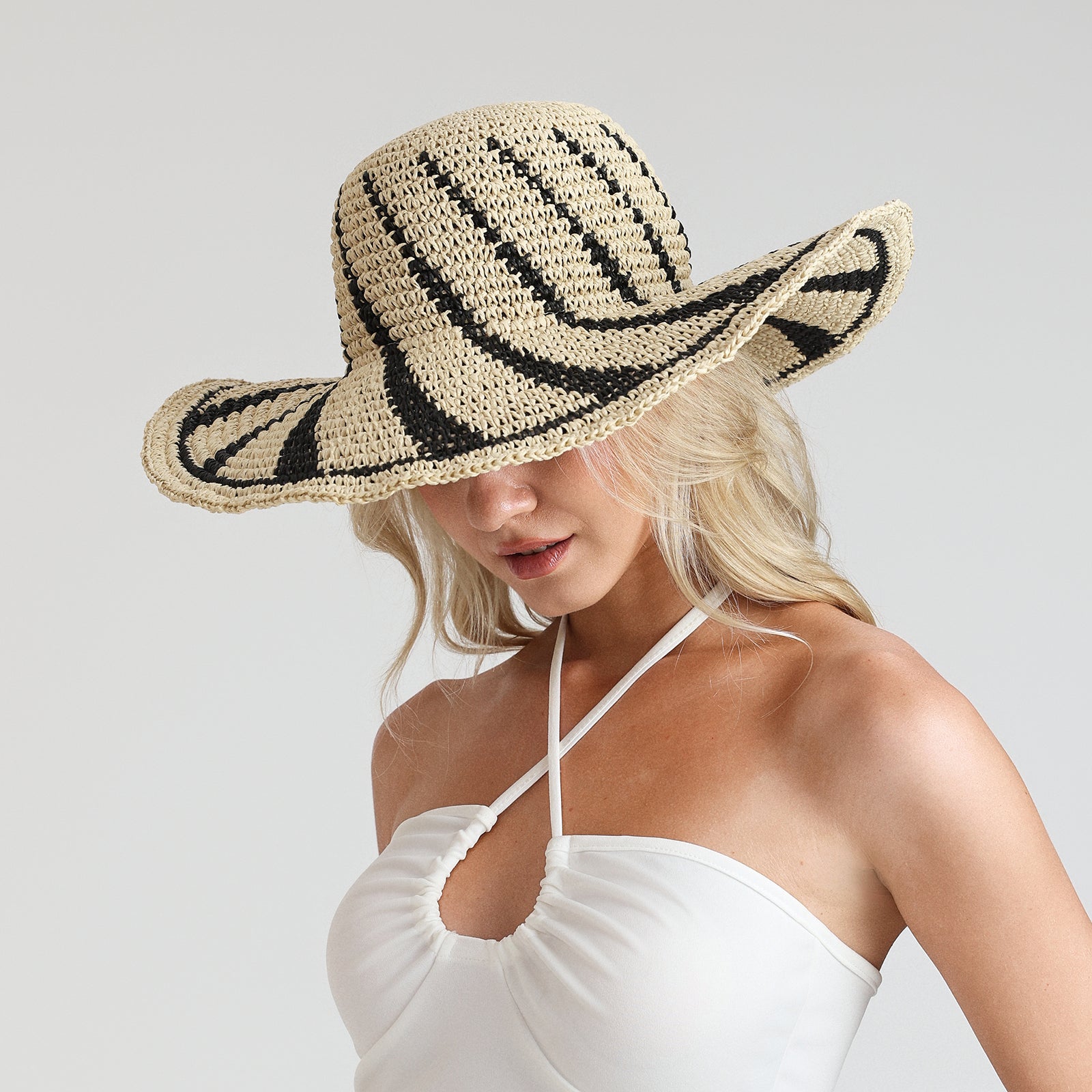 Wholesale Women's Paper Straw Sun Hat with Wide Brim and UPF 50+ Sun Protection
