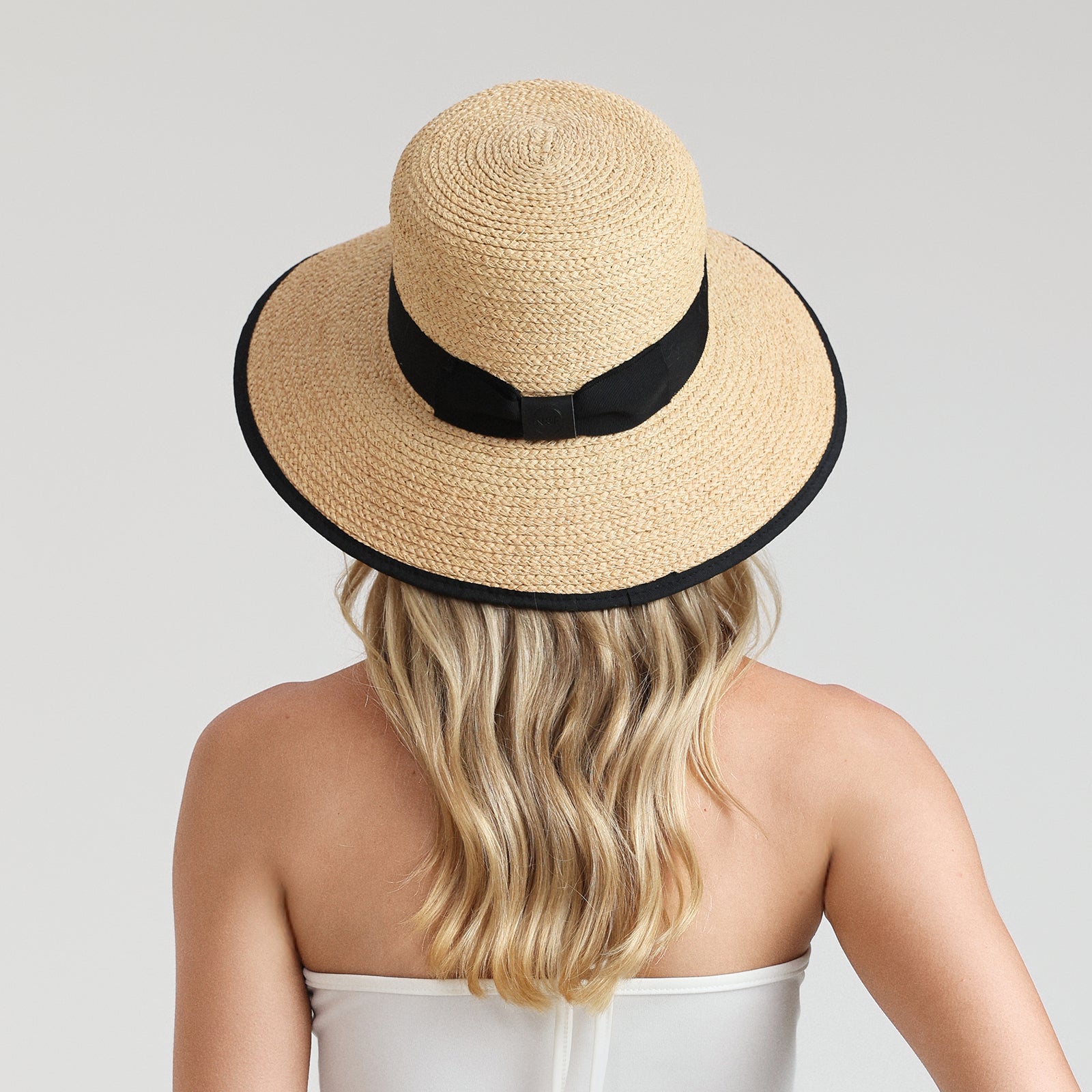 US Stock Wholesale Women's Raffia Bucket Hat with Wide Brim and UPF 50+ Sun Protection