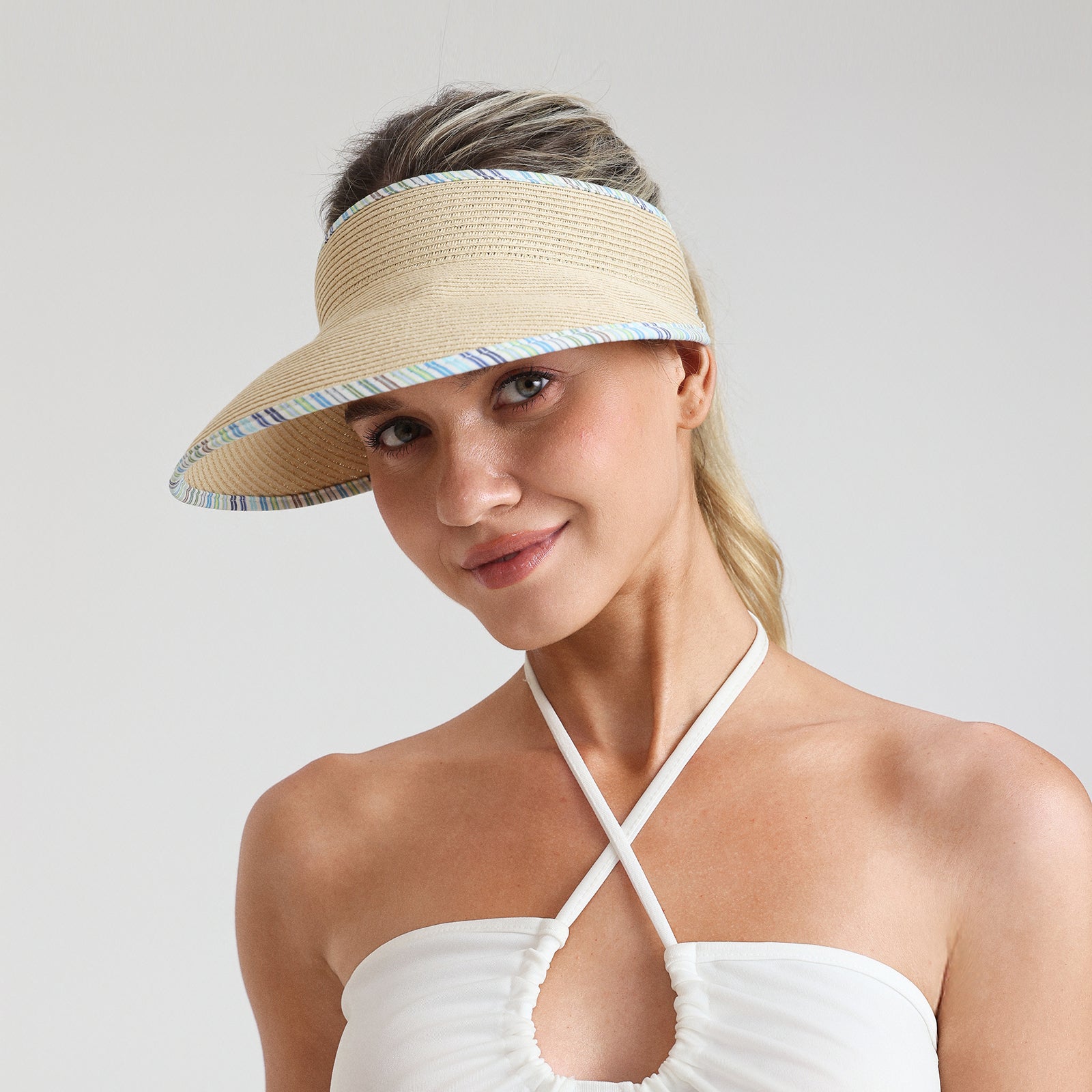 Wholesale Women's Paper Straw Sun Hat with Wide Brim and UPF 50+ Sun Protection