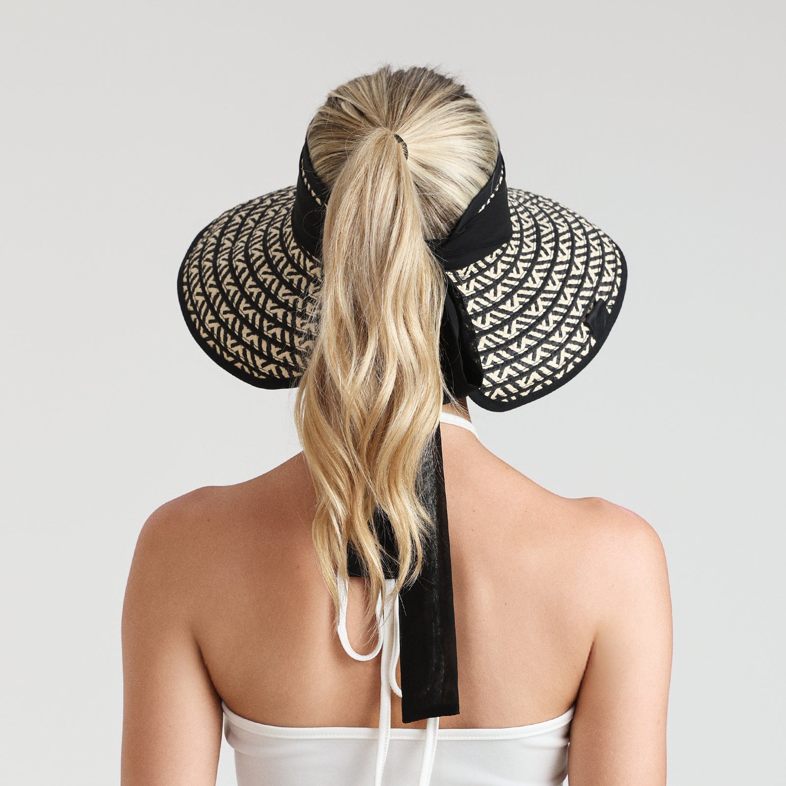 Wholesale Women's Paper Straw Sun Hat with Wide Brim and UPF 50+ Sun Protection
