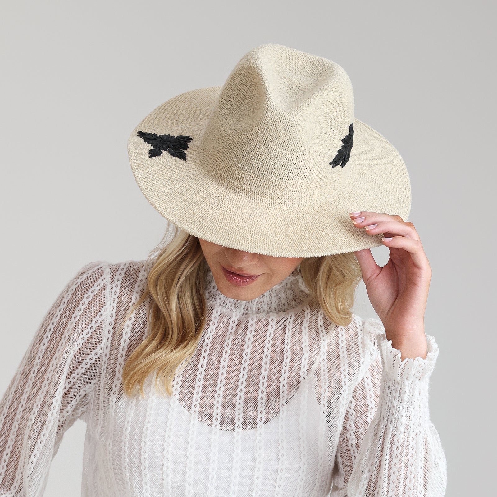 Wholesale Women's Polyester Fedora Hat with Wide Brim and UPF 50+ Sun Protection