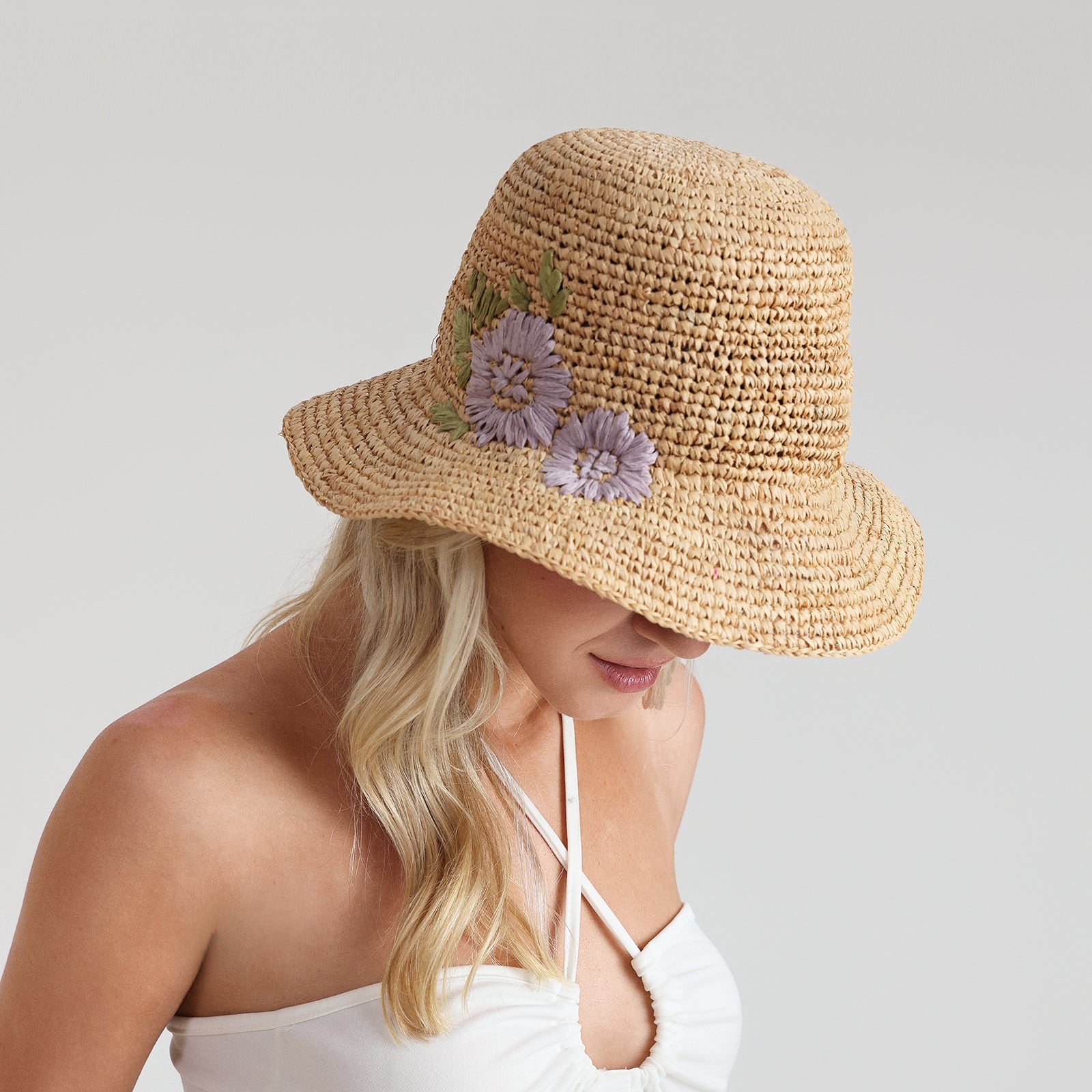 US Stock Wholesale Women‘s Raffia Bucket Hat with Wide Brim and UPF 50+ Sun Protection